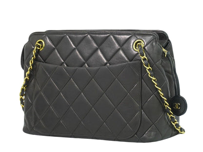 Chanel Shopping