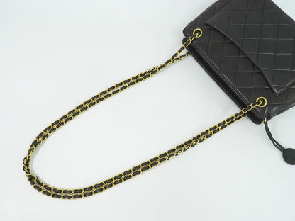 Chanel Shopping