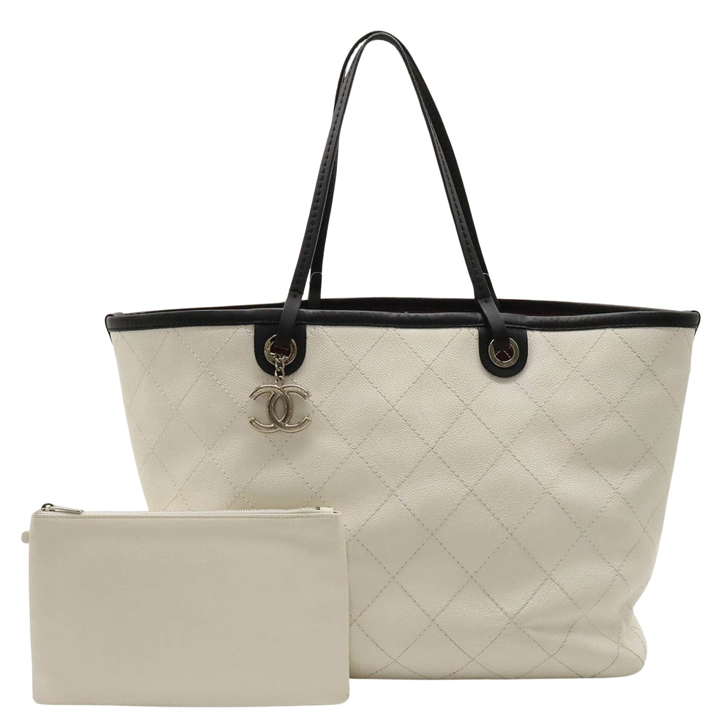 Chanel On the road