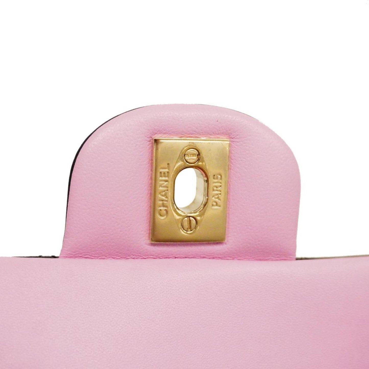 Chanel Matelassé