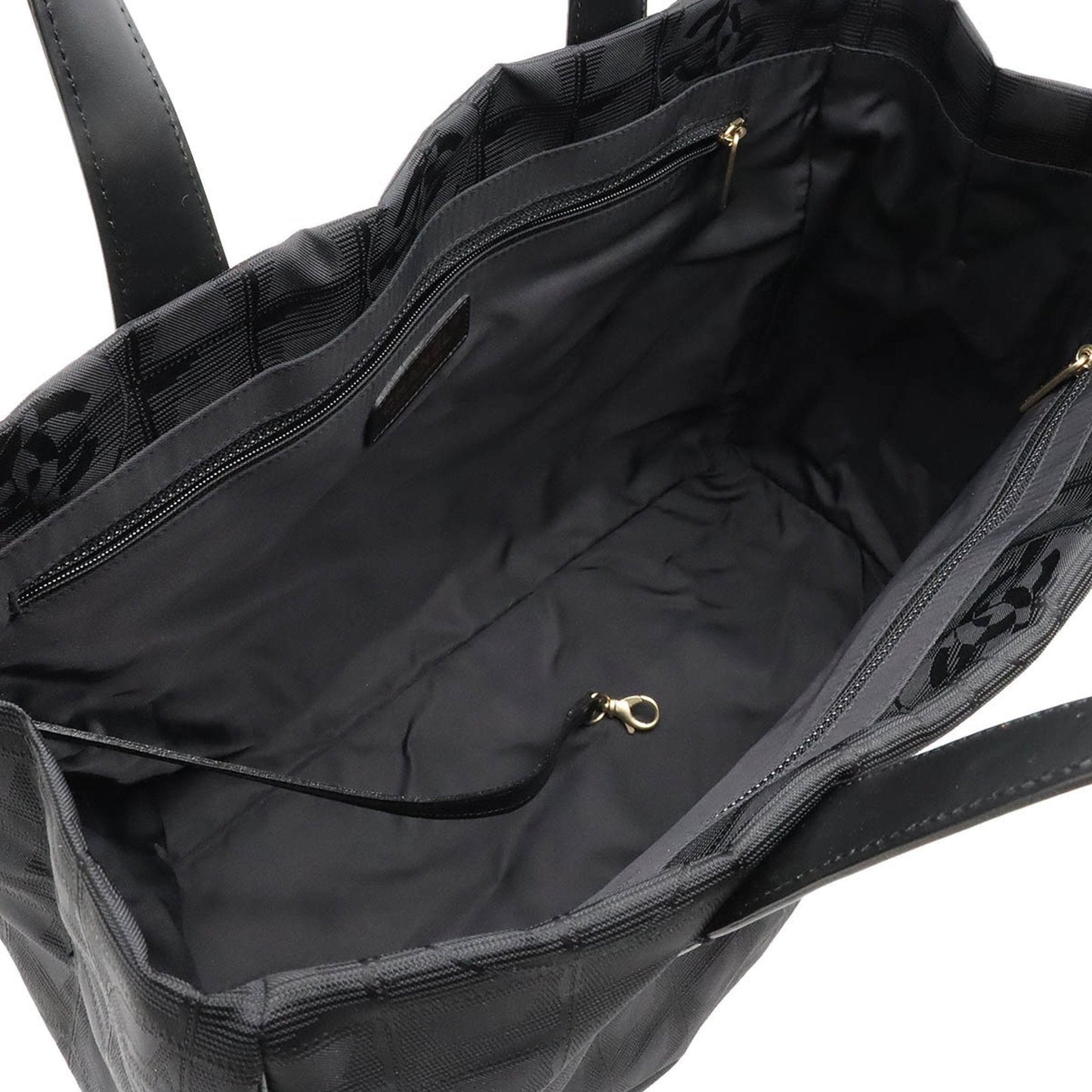 Chanel Travel line