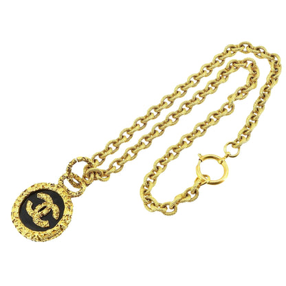 Chanel Medaillon