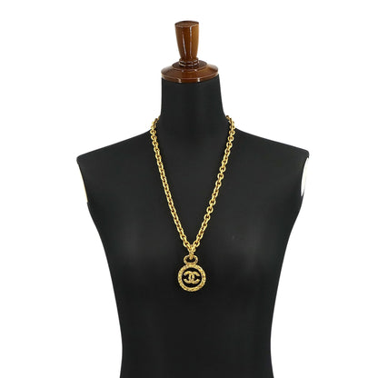 Chanel Medaillon