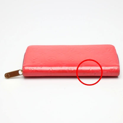 LOUIS VUITTON Zippy wallet