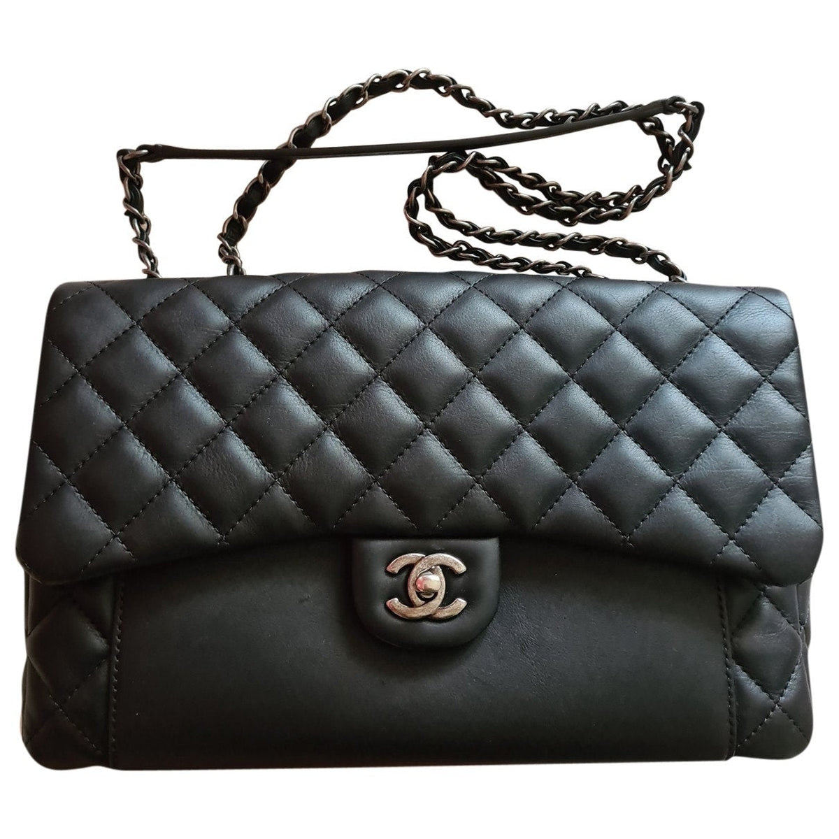 Chanel timeless/classique black leather handbag