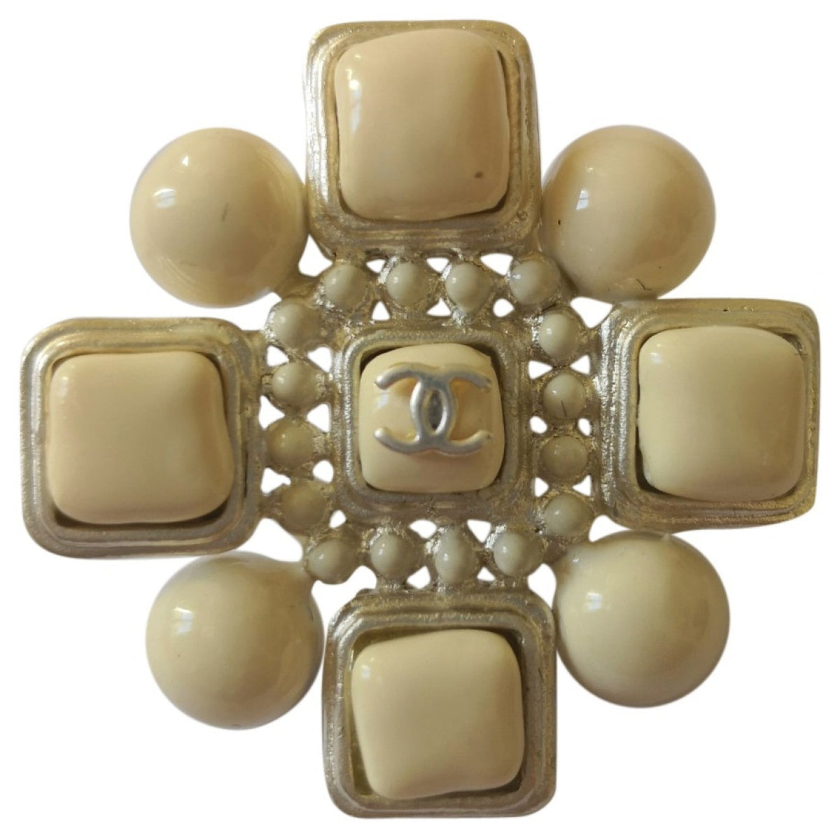 Chanel ecru metal pins & brooches