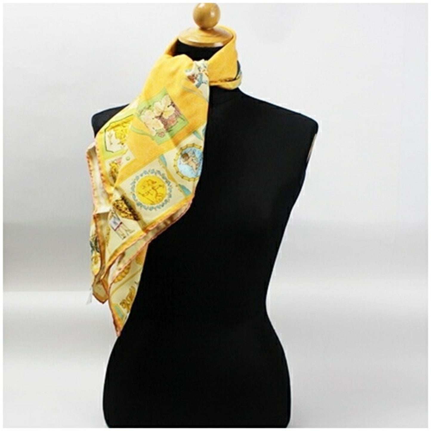 GUCCI Scarves