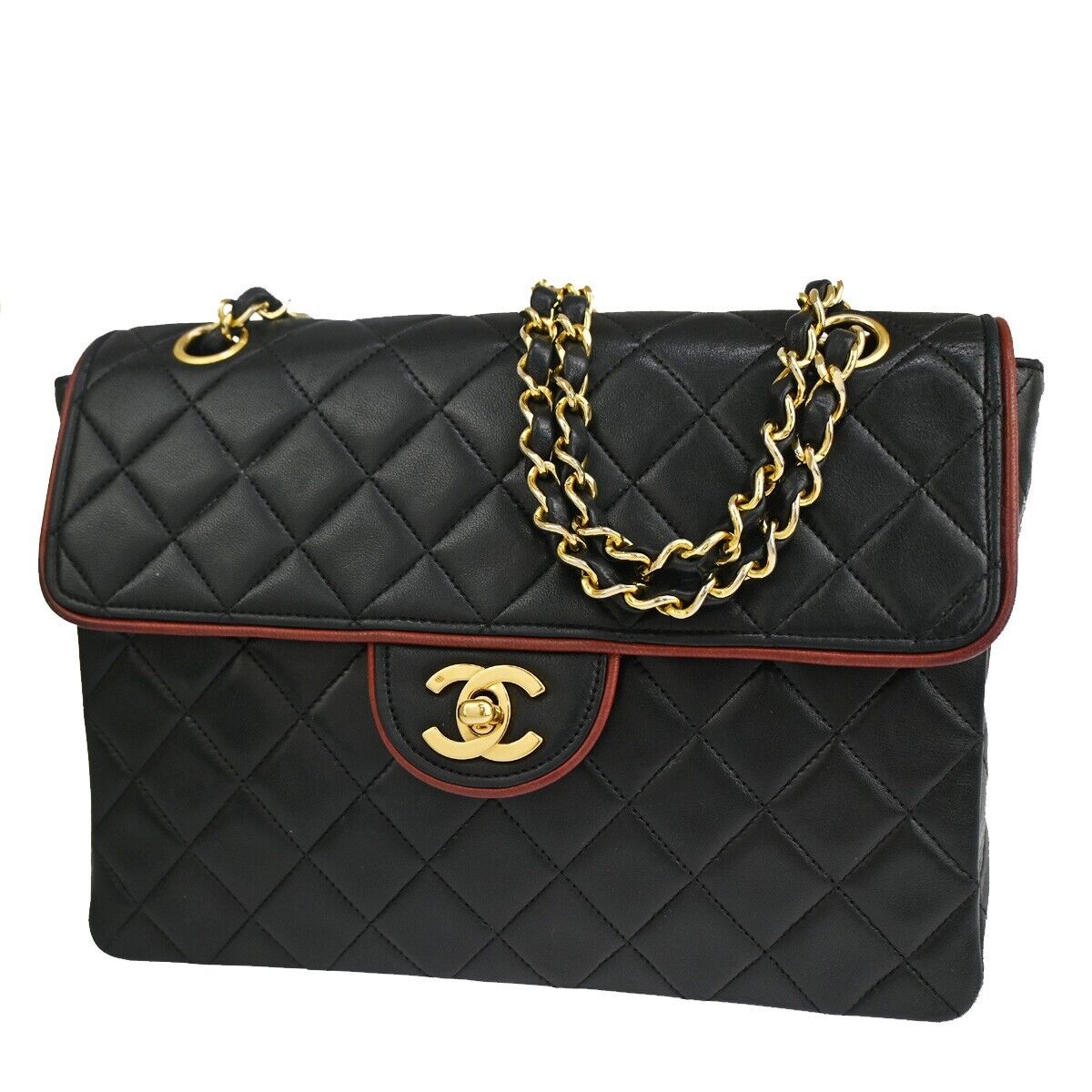 Chanel Matelassé