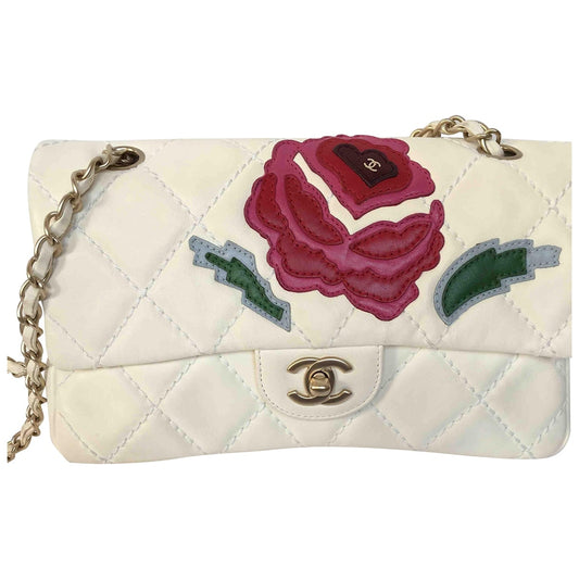 Chanel timeless/classique white leather handbag