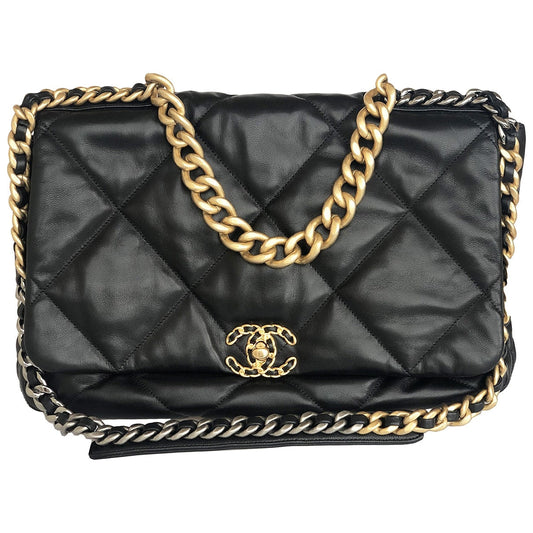 Chanel chanel 19 black leather handbag