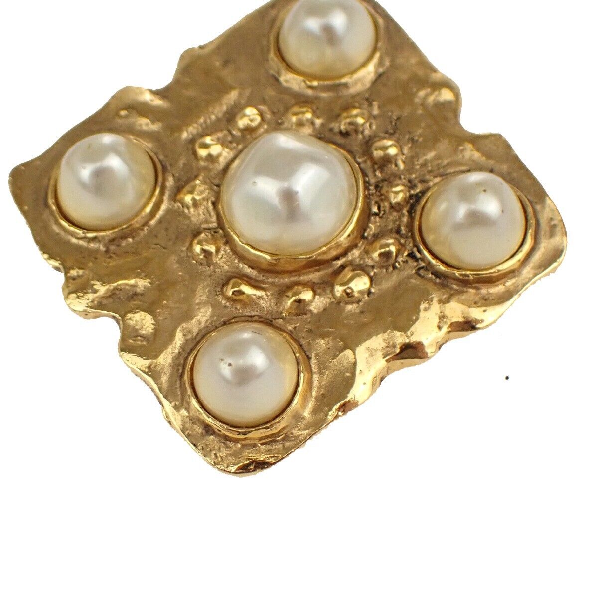 Chanel Imitation pearl necklace