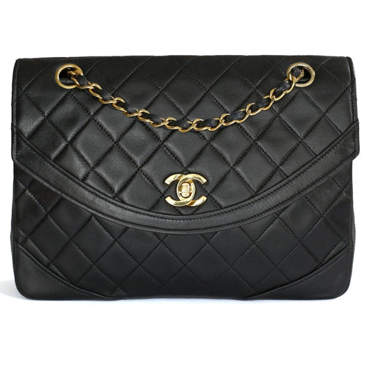 Chanel timeless/classique black leather handbag