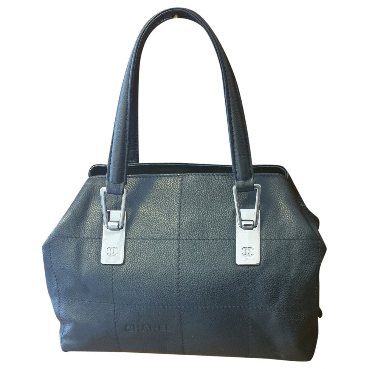 Chanel black leather handbag