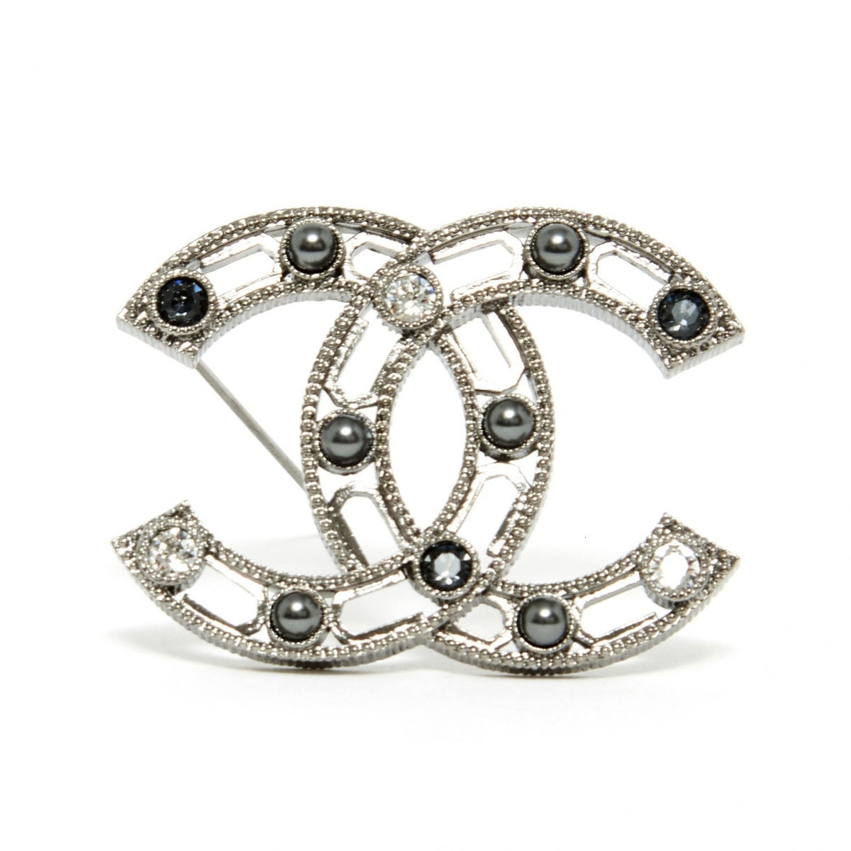 Chanel cc silver metal pins & brooches