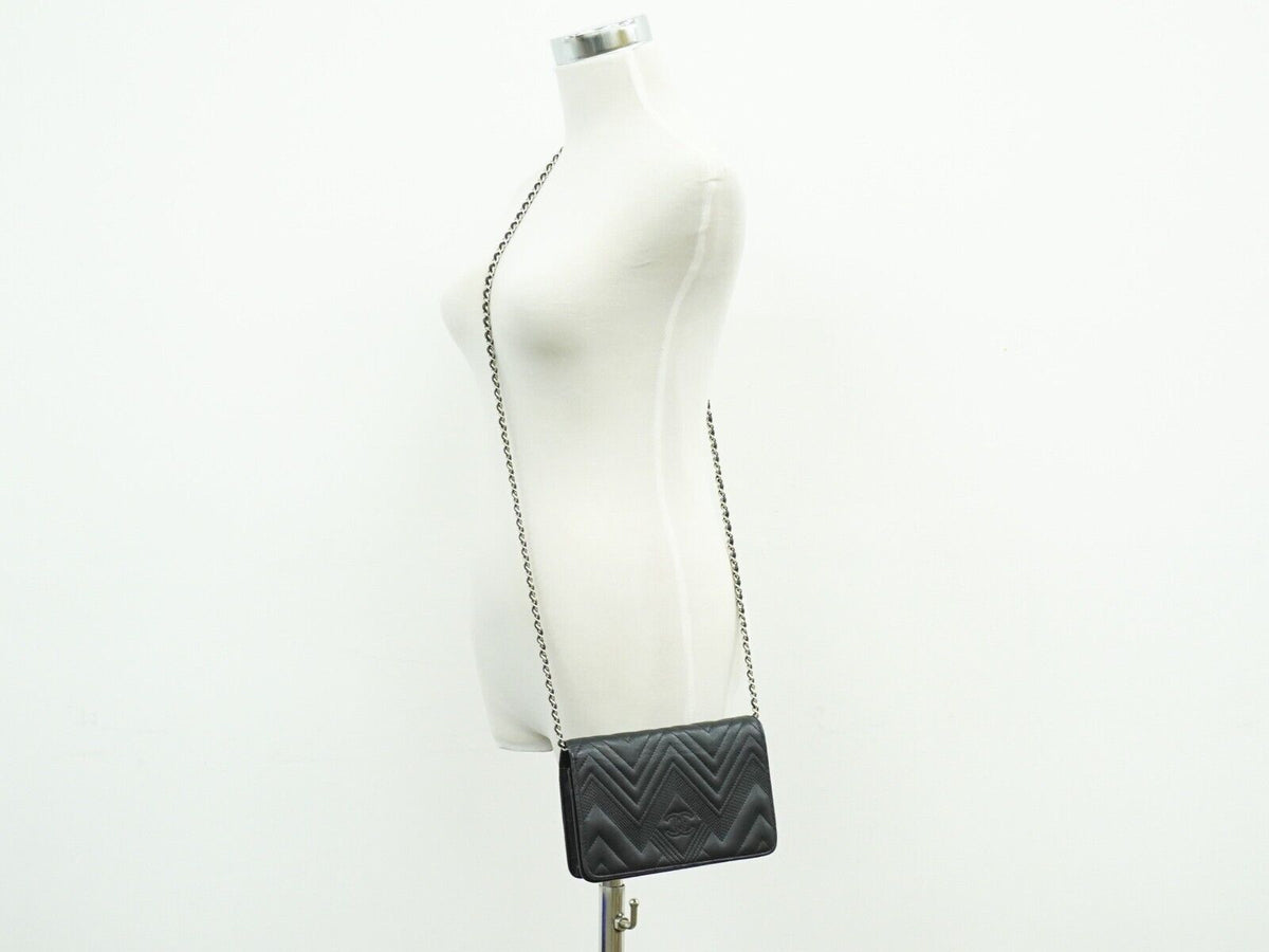 Chanel Shoulder bag