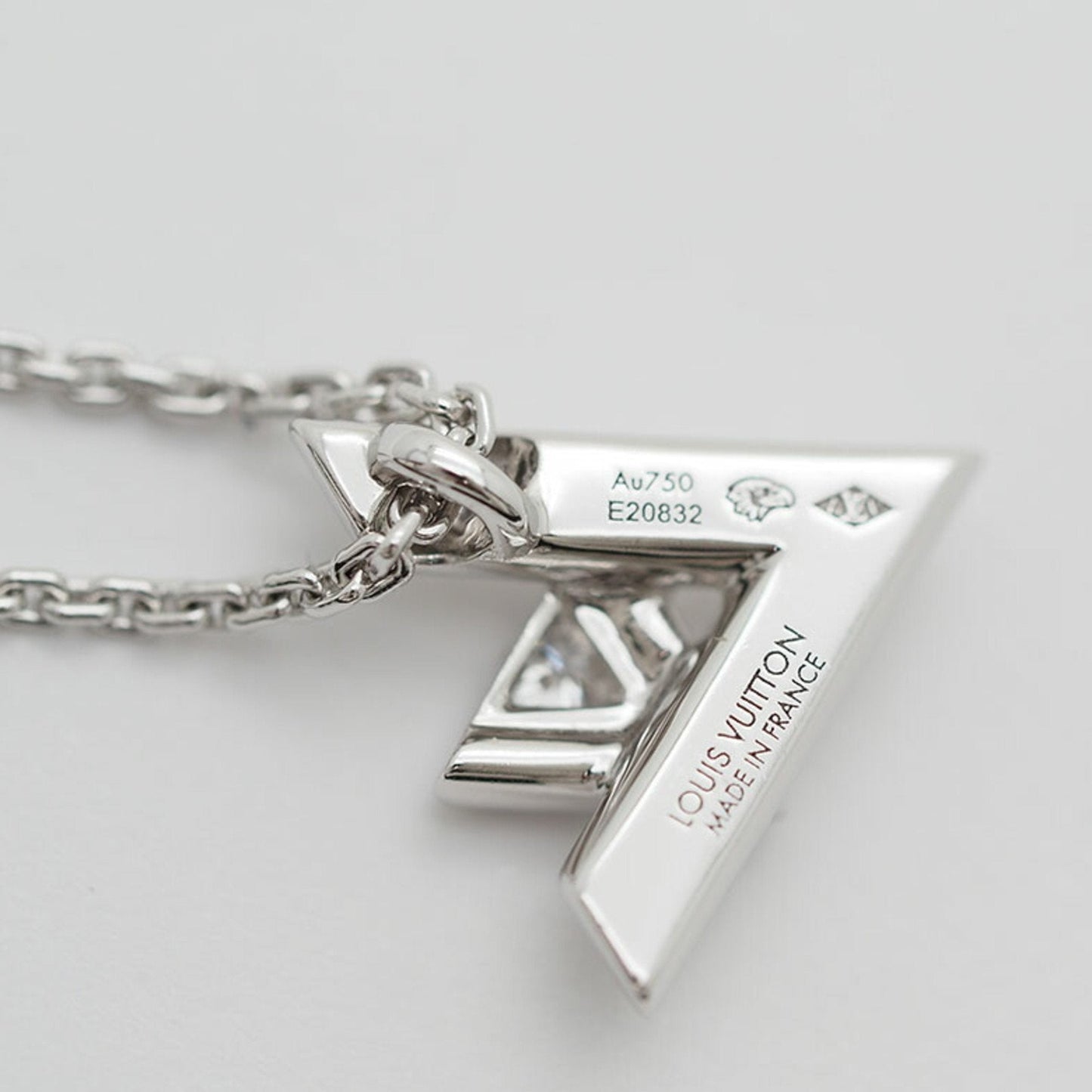 LOUIS VUITTON LV volt one Necklace