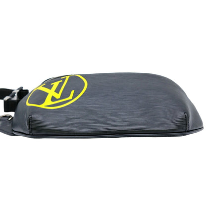 LOUIS VUITTON Circle Shoulder Bag