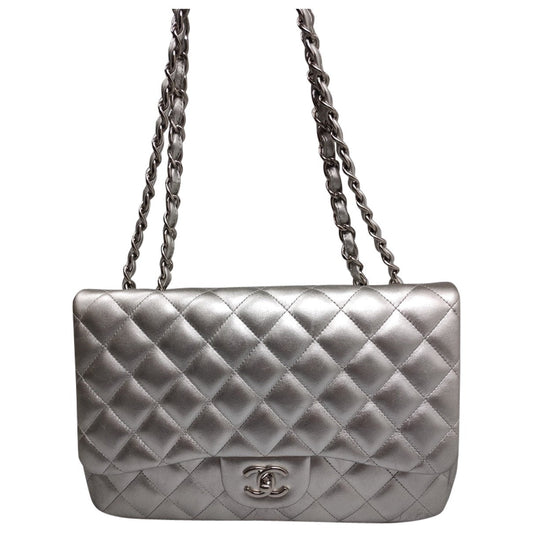 Chanel timeless/classique silver leather handbag