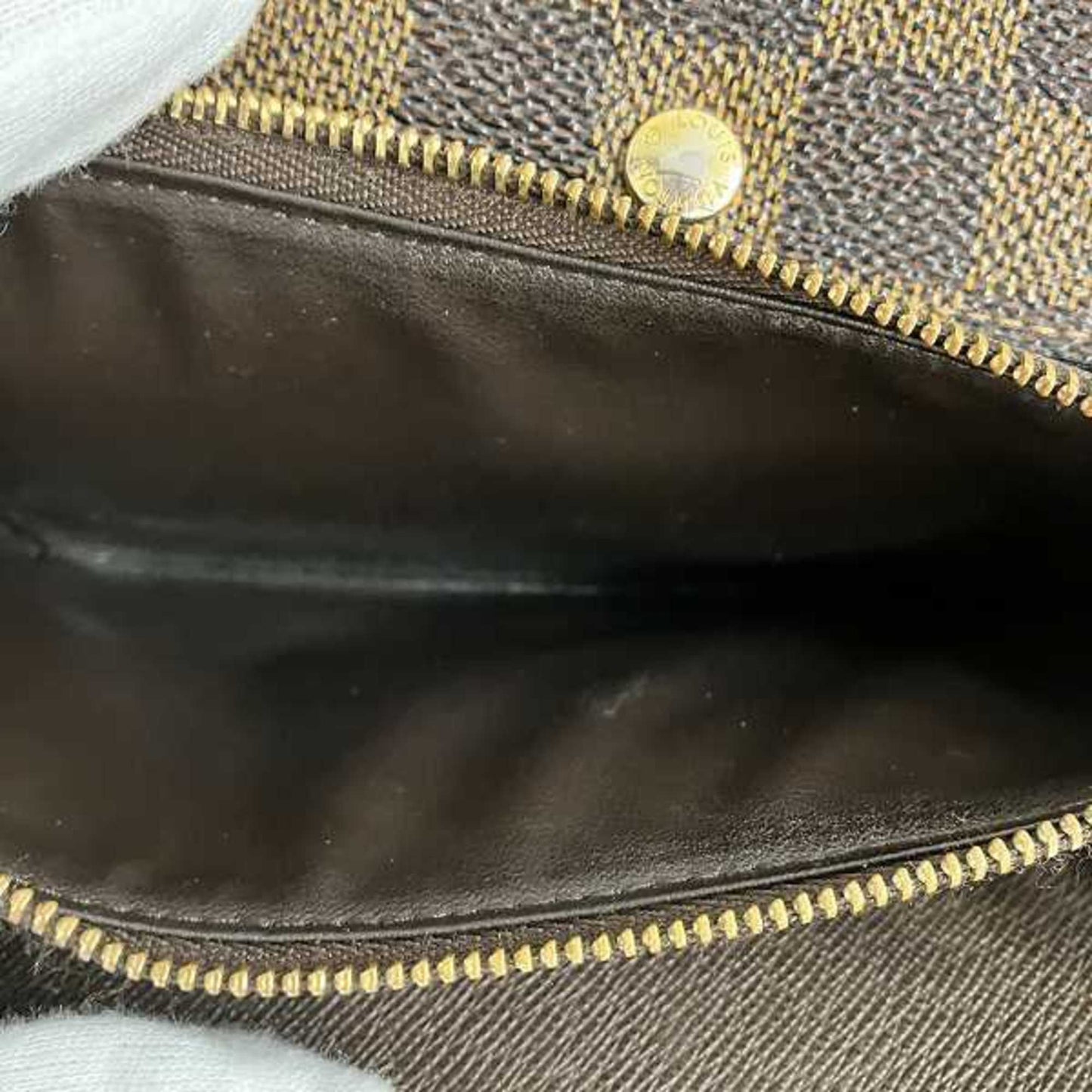 LOUIS VUITTON Sarah Wallet