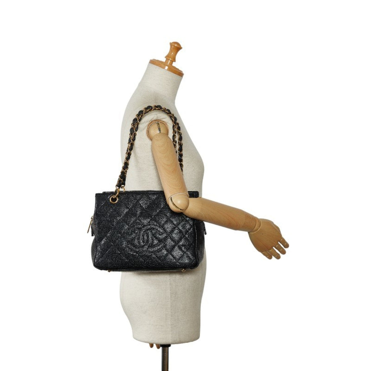 Chanel Logo CC