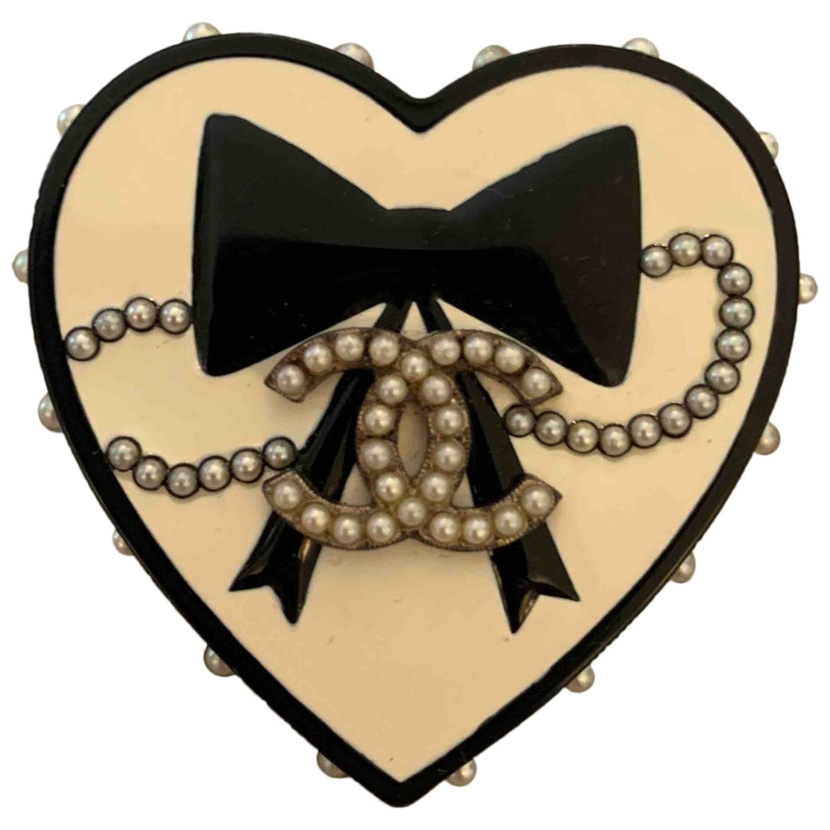 Chanel multicolour metal pins & brooches