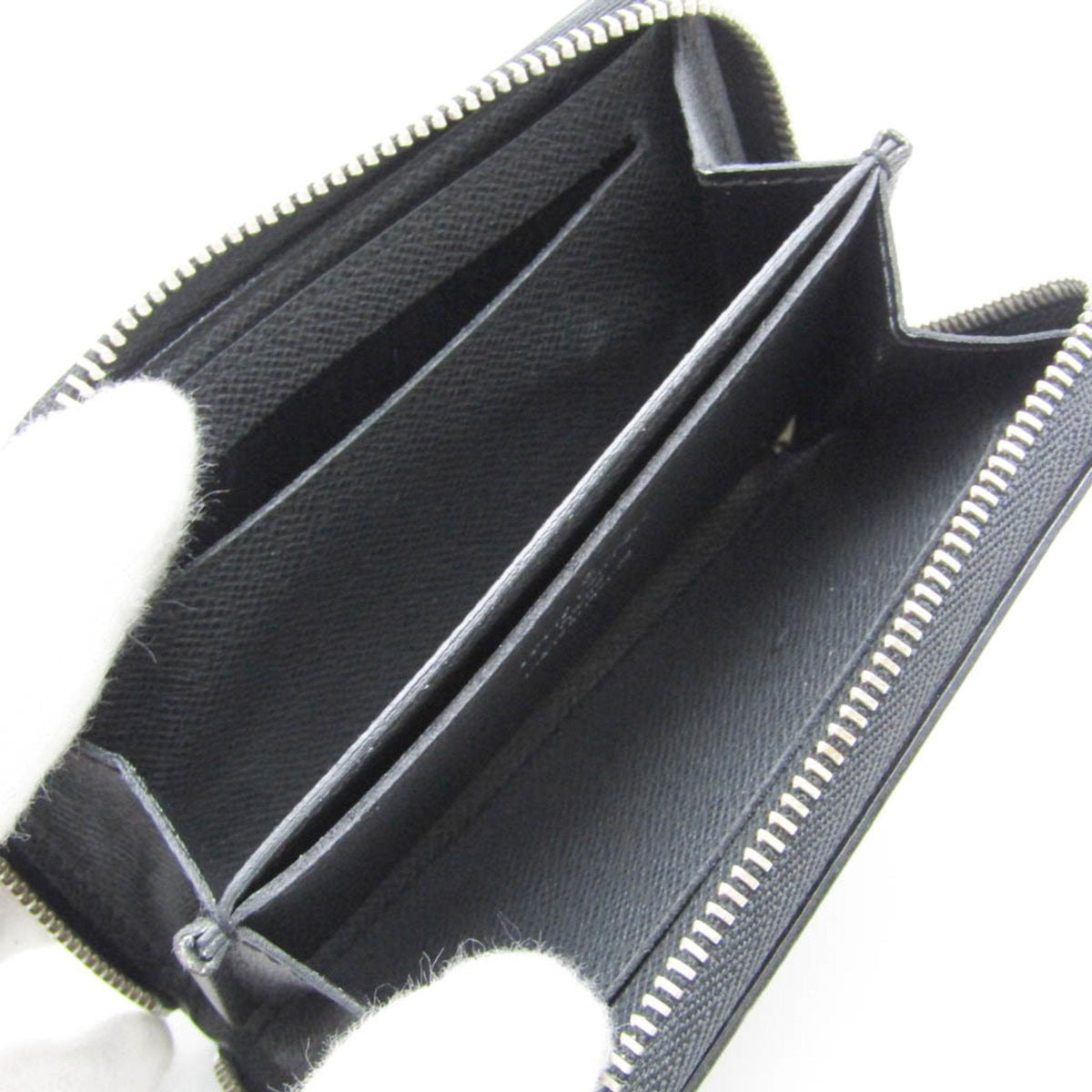 LOUIS VUITTON Zippy Wallet