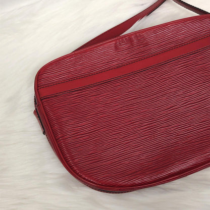 Louis-Vuitton Epi Rare Red Jeune Fille MM