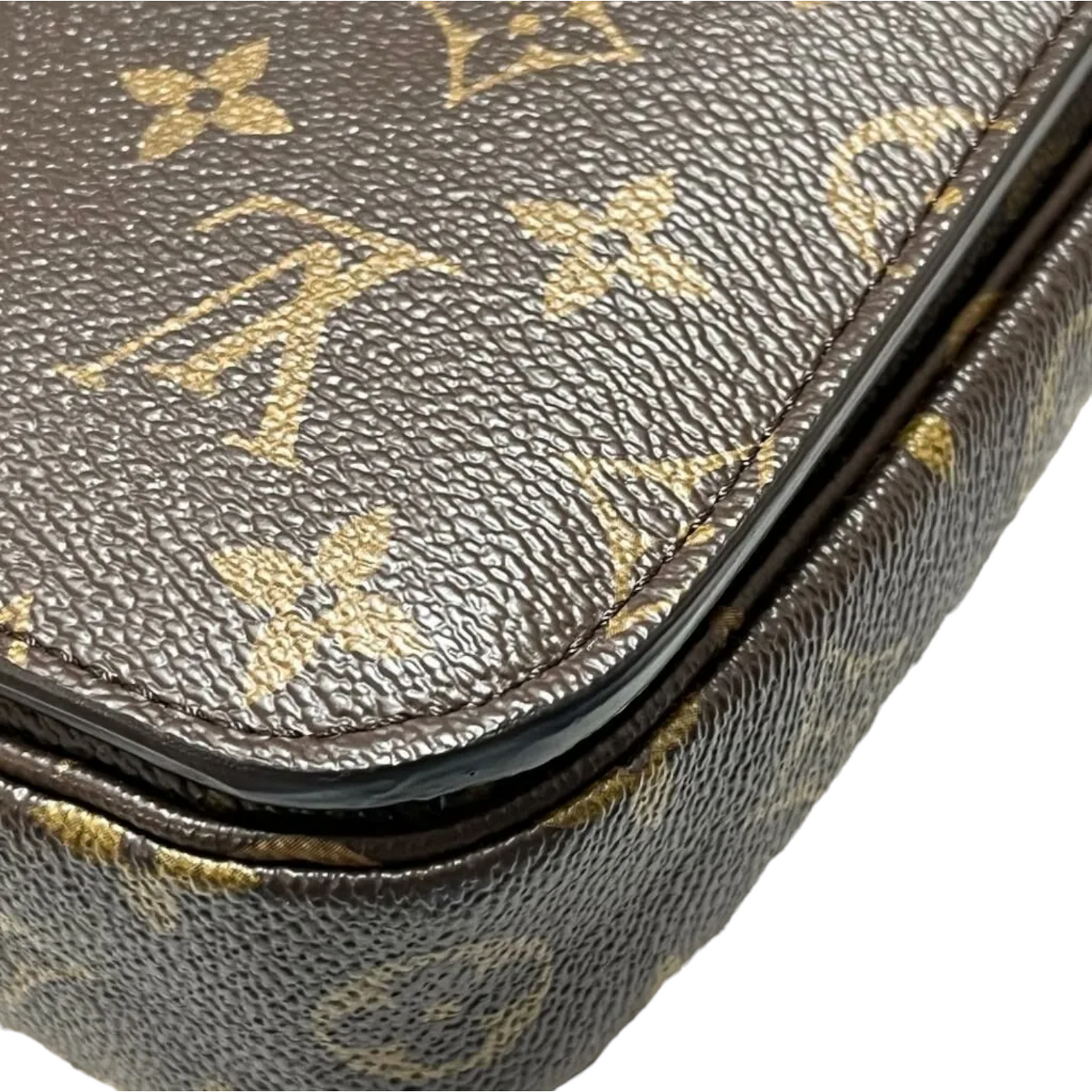 Louis-Vuitton Monogram Pochette Metis Brown GHW