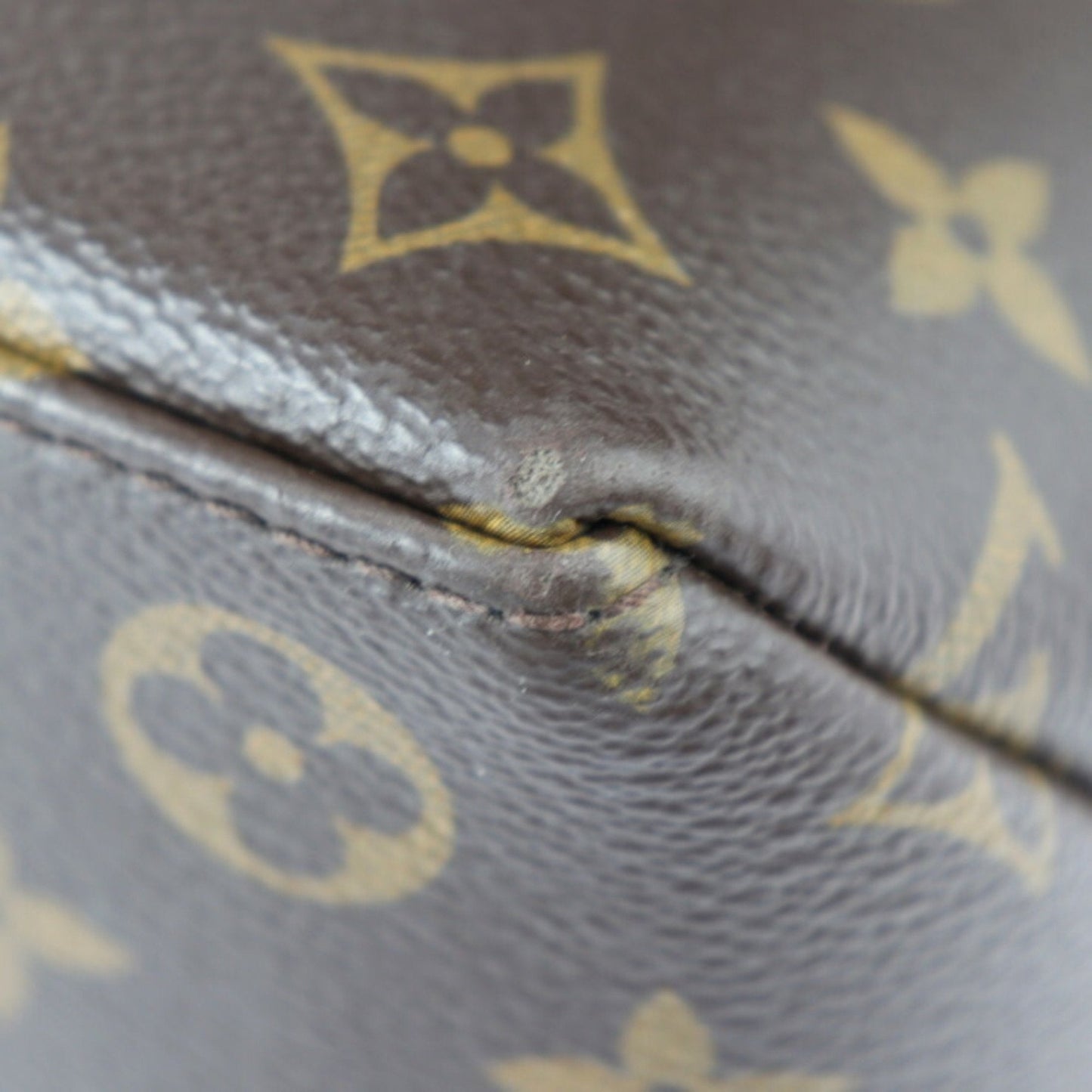 LOUIS VUITTON Pallais PM Handbag