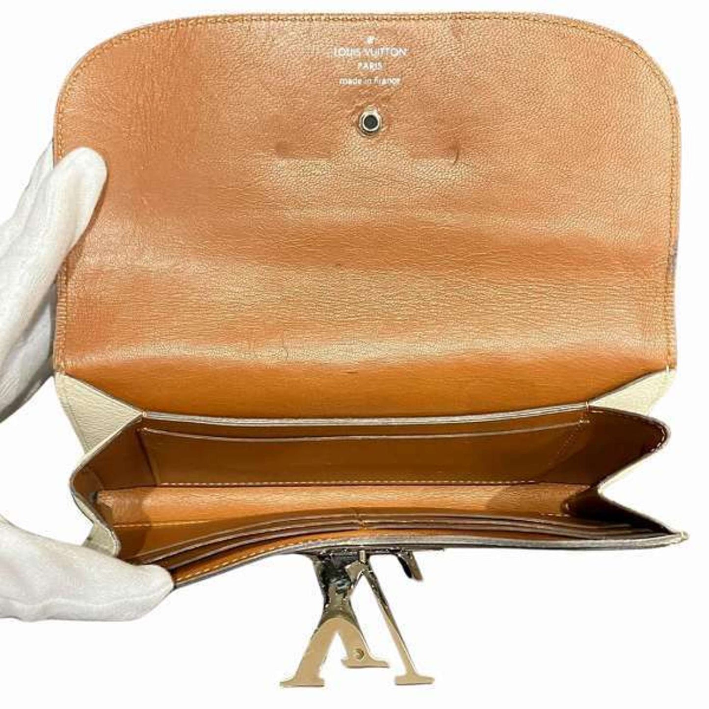 LOUIS VUITTON Capucines Wallet