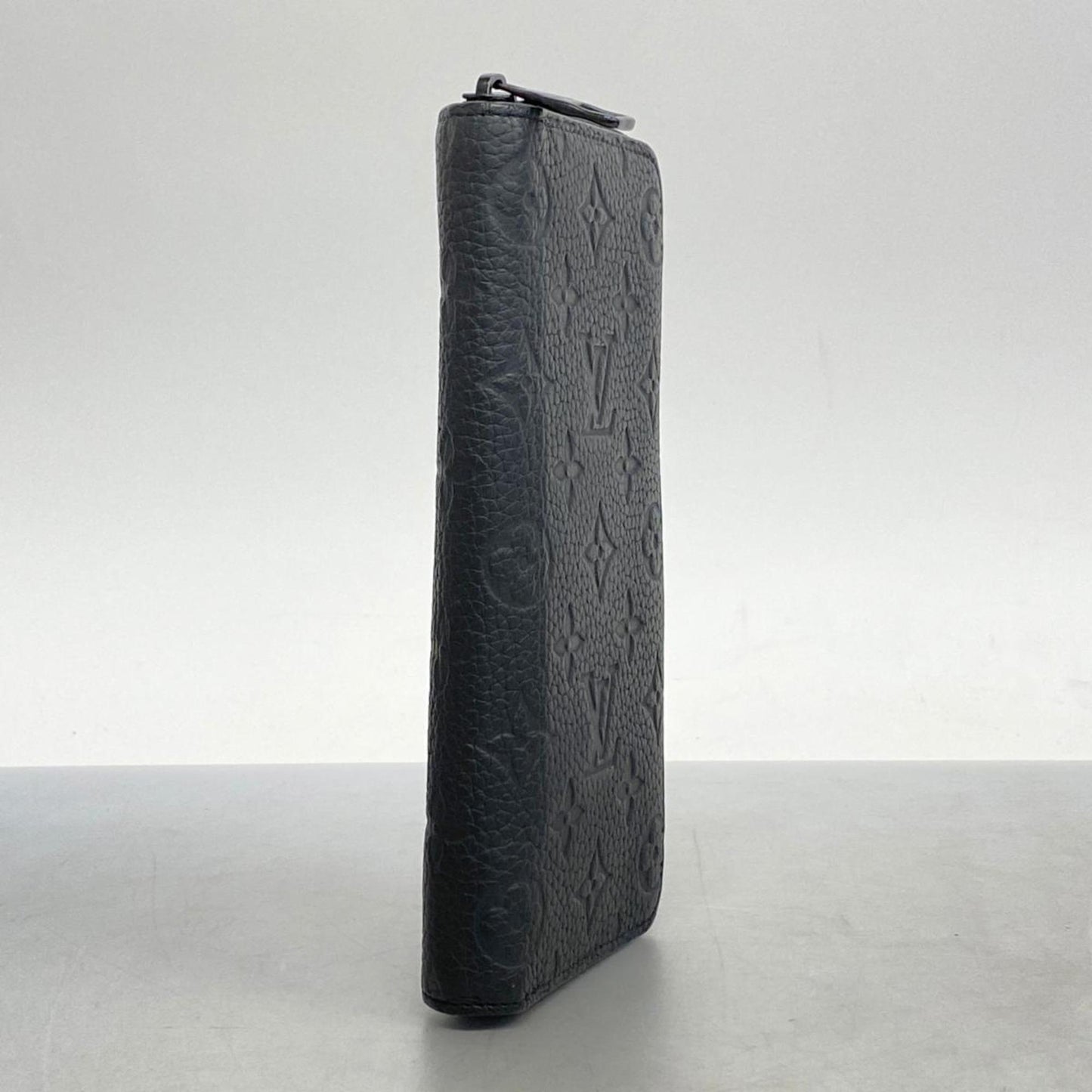 LOUIS VUITTON Zippy Wallet Vertical