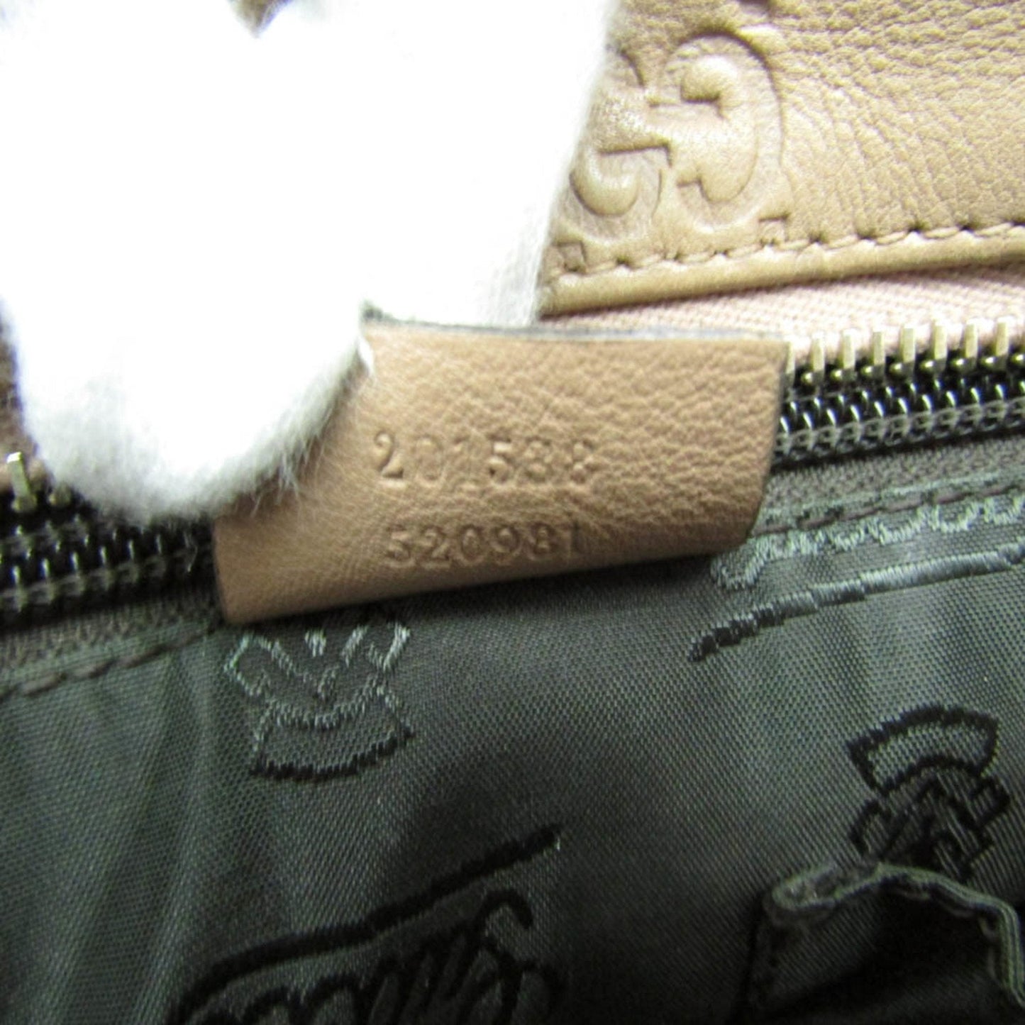 Gucci Guccissima Pink Leather Shoulder Bag