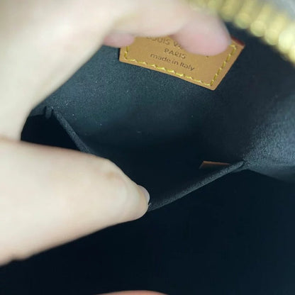 Louis-Vuitton Monogram Reverse Giant Chapeau MM Crossbody Bag