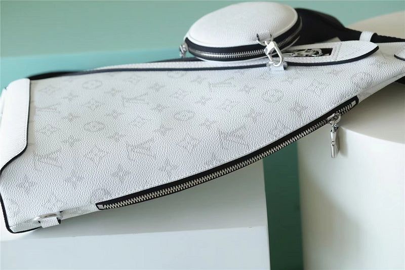 Franco Shops - Louis Vuittons  - 9947