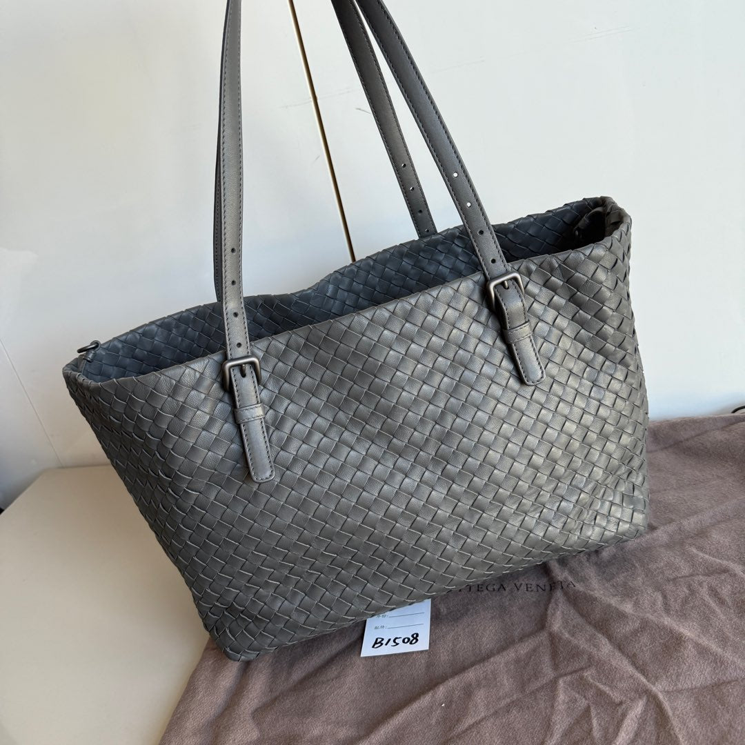 Bottega Veneta Cesta Shopper Tote Nappa Intrecciato Leather Grey Small