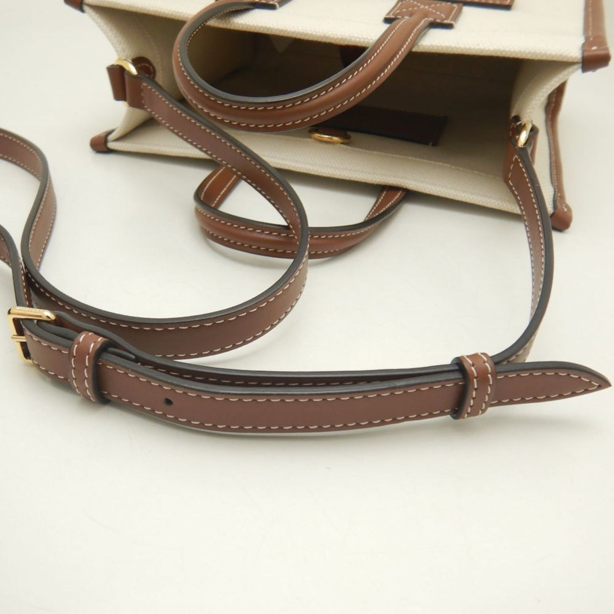 BURBERRY Freya Tote