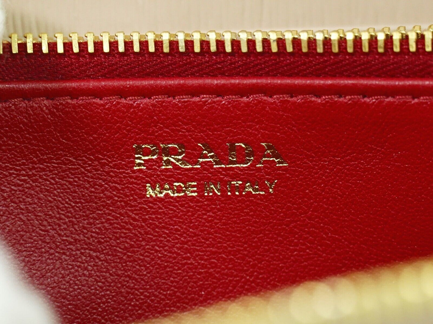 PRADA Wallet