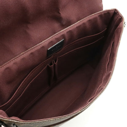 LOUIS VUITTON District Shoulder Bag