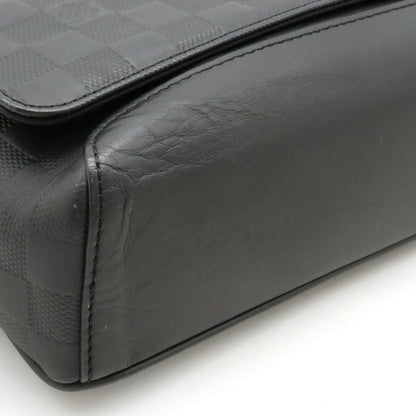 LOUIS VUITTON District Shoulder Bag