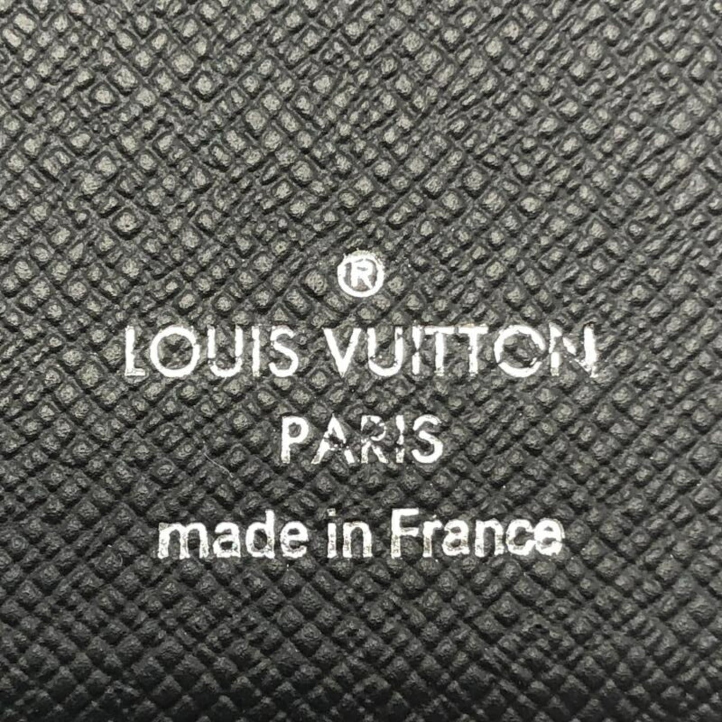 LOUIS VUITTON Portefeuille Brazza Wallet
