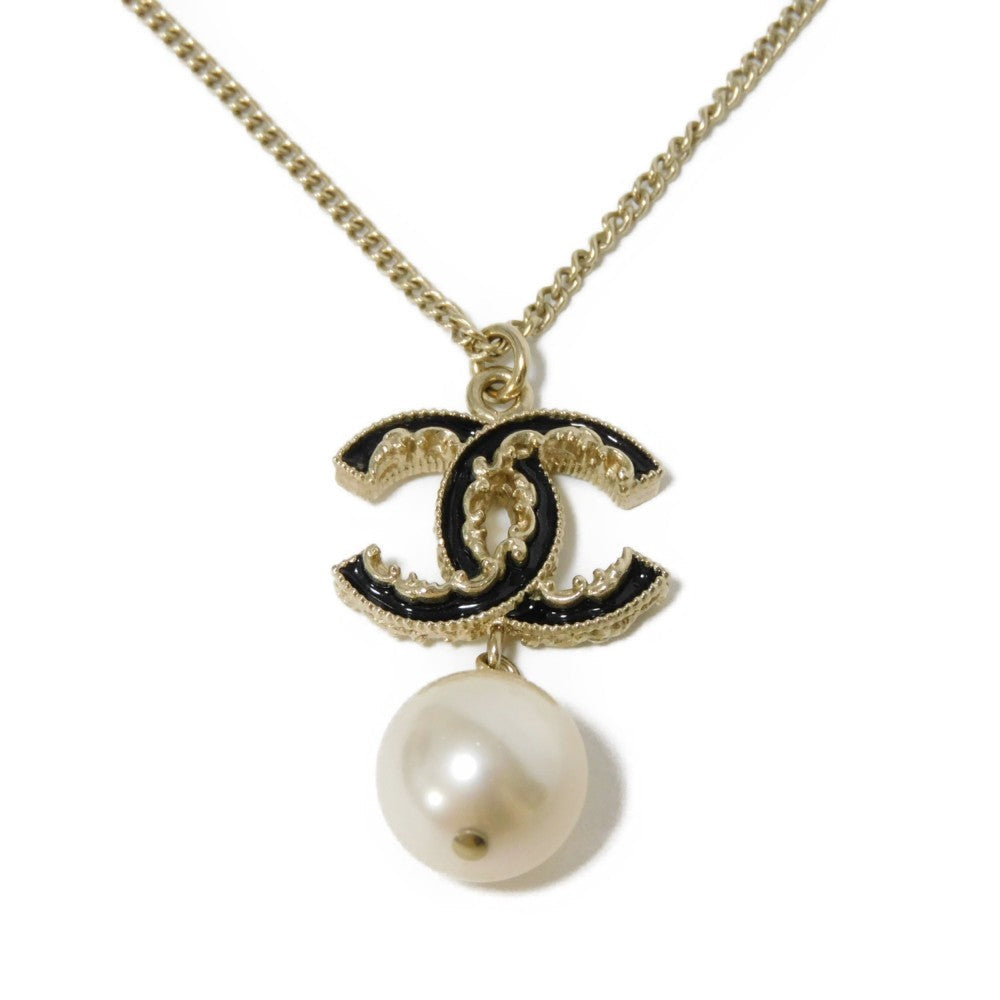CHANEL Necklace A61444 Fake pearl x enamel black CC mark Swing Pearl COCO Mark