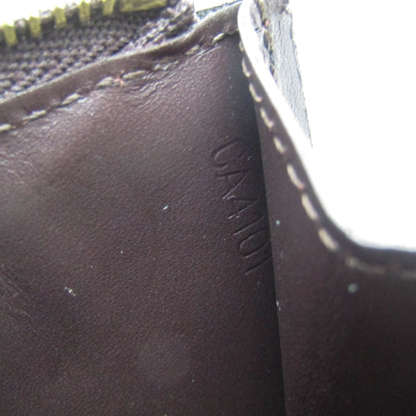 LOUIS VUITTON Pochette Cles Wallet