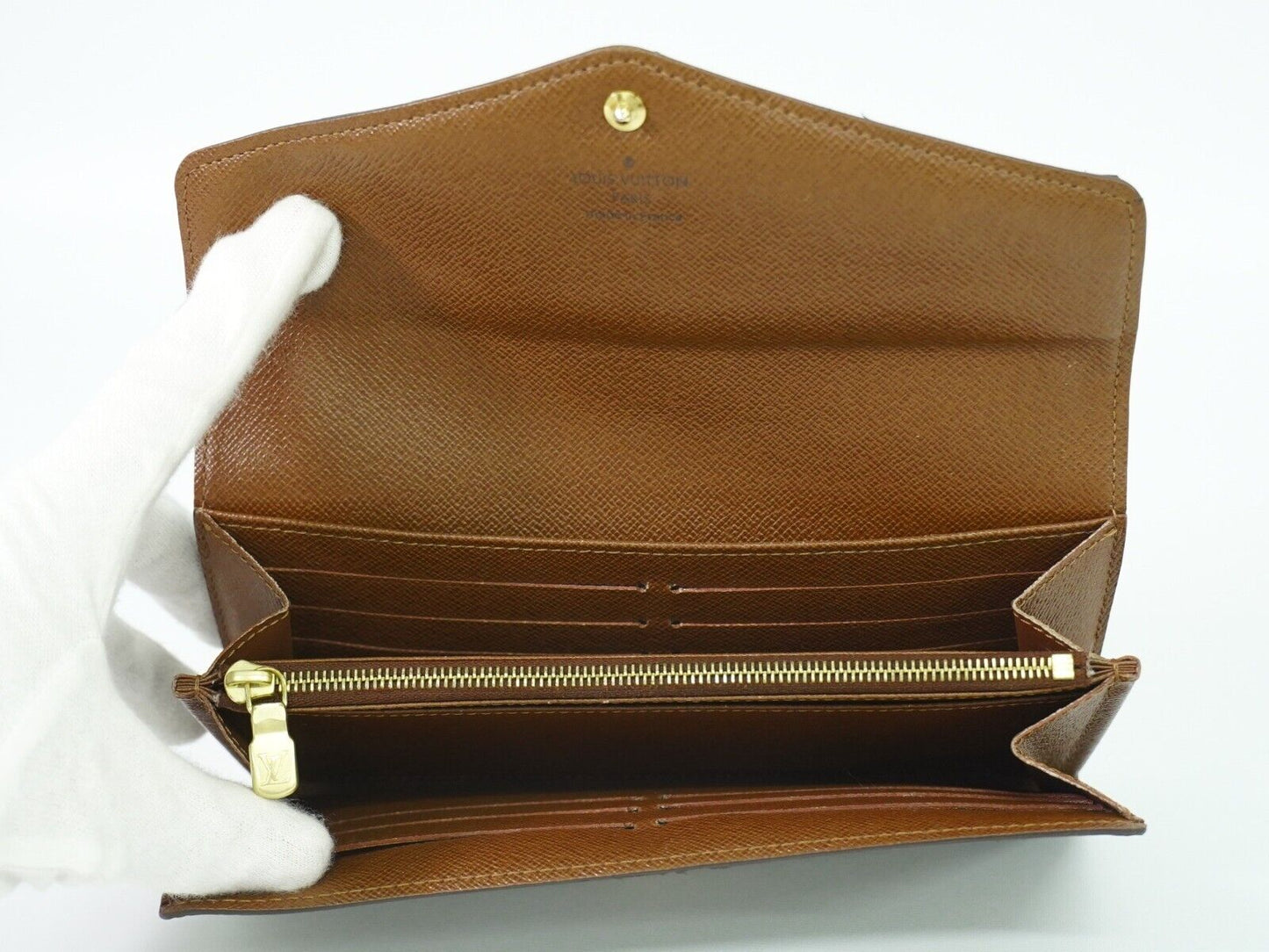 LOUIS VUITTON Sarah Wallet