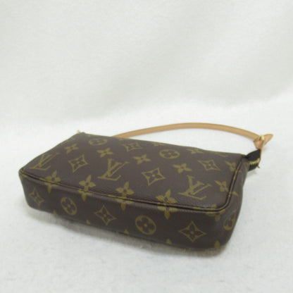 LOUIS VUITTON Pochette Accessoire Clutch Bag