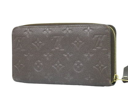 LOUIS VUITTON Zippy wallet