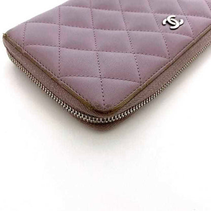 CHANEL Matelasse Wallet