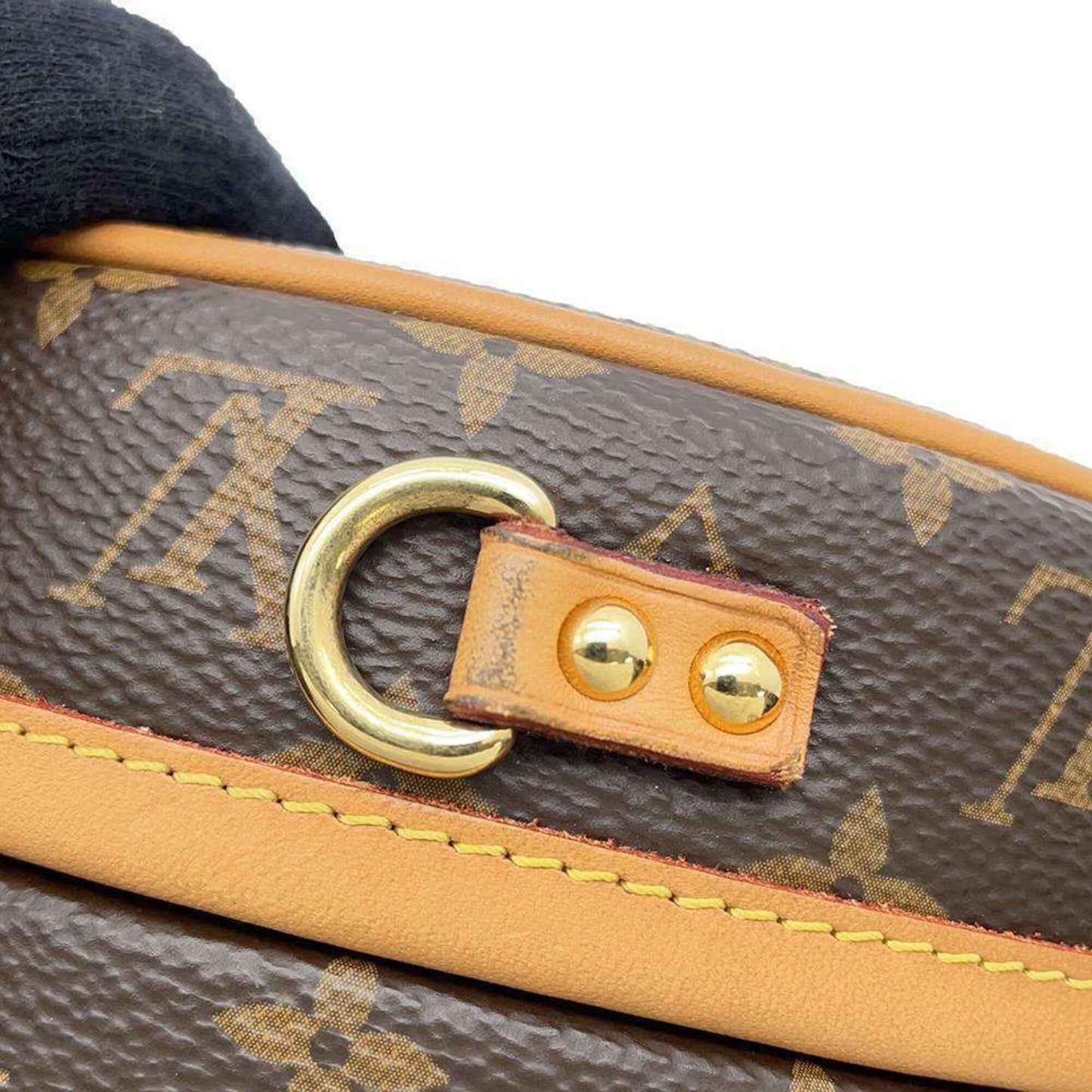 LOUIS VUITTON Petite Boîte À Chapeau Handbag