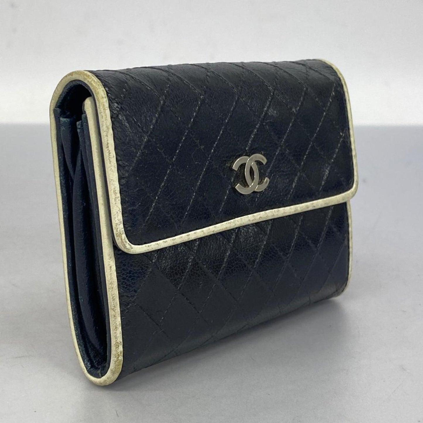 CHANEL Matelasse Wallet