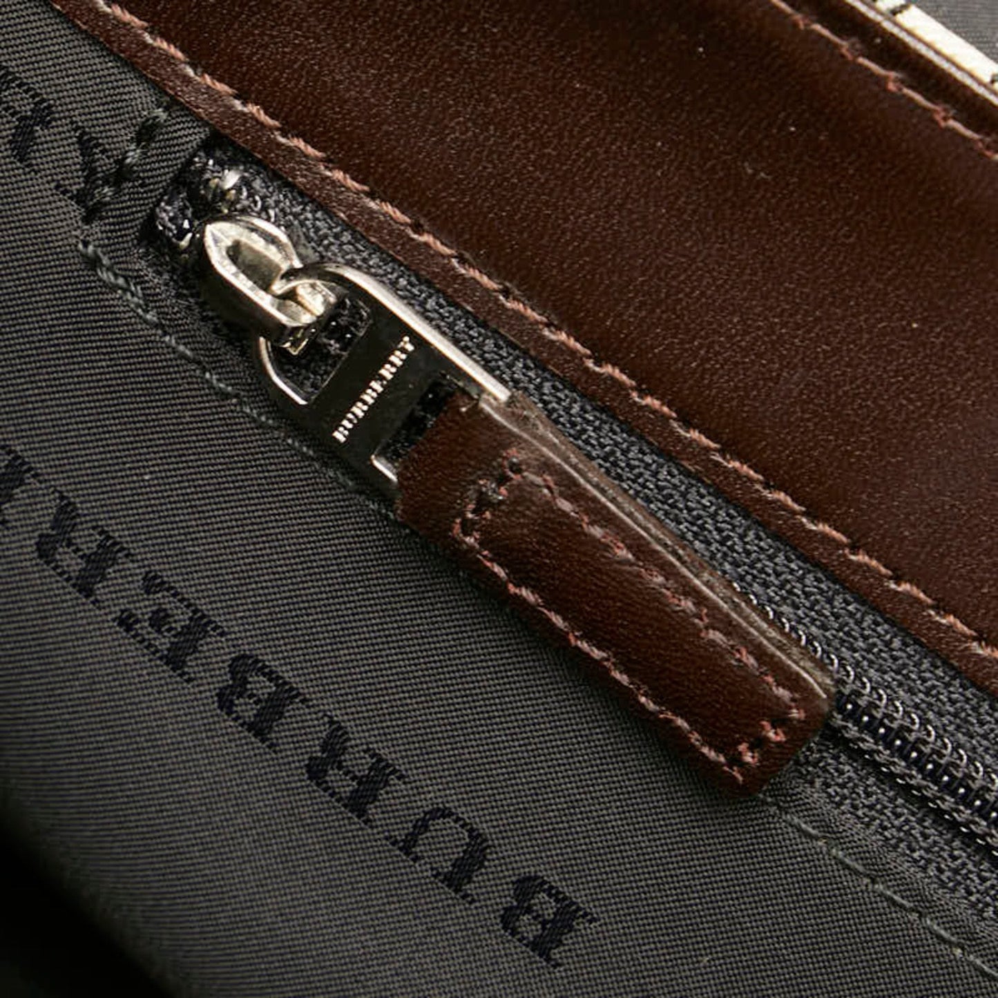 BURBERRY Nova Check Shoulder Bag