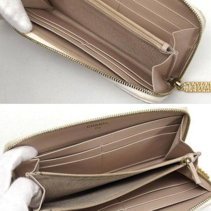 CHANEL Matelasse Wallet